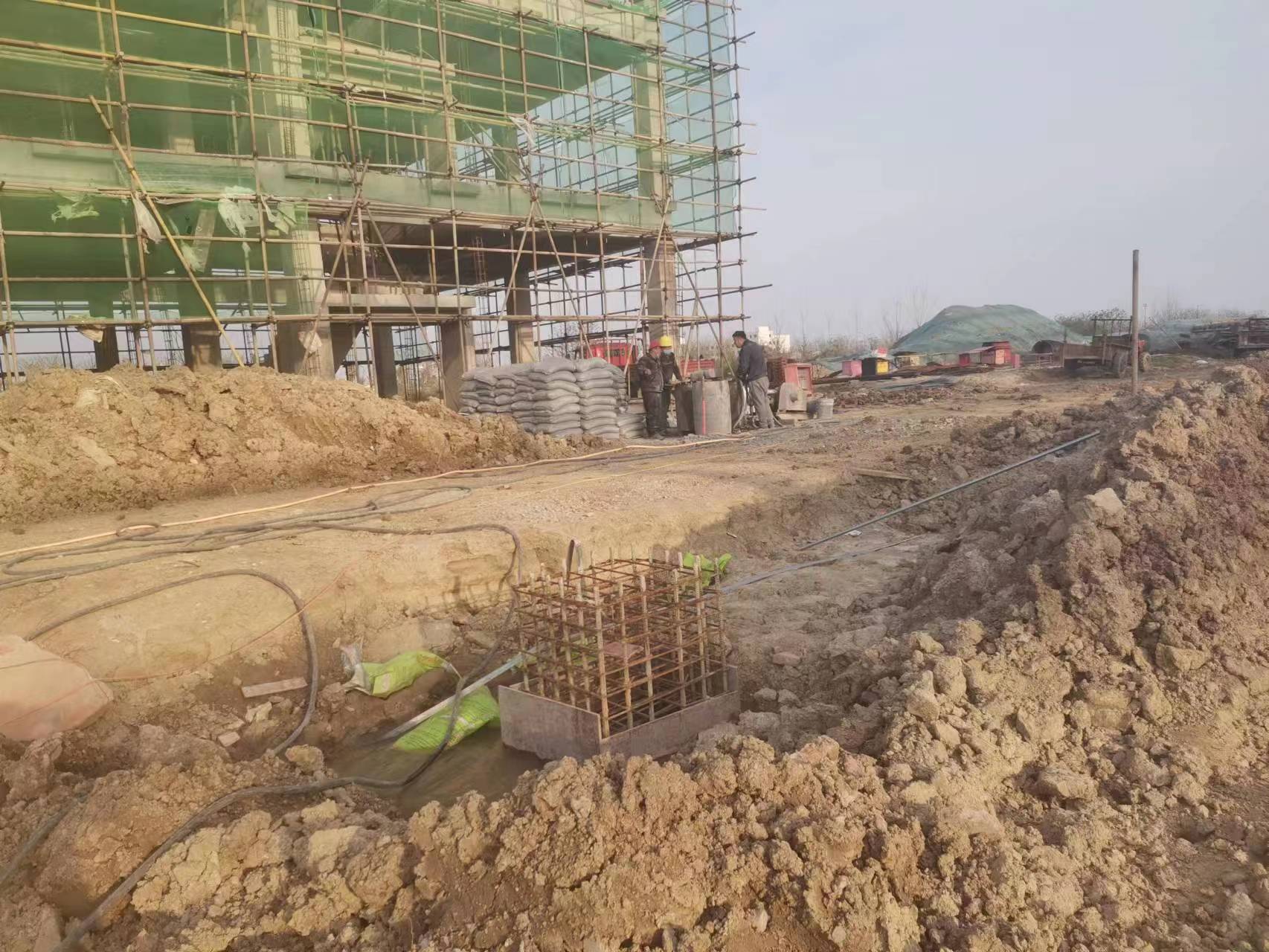 包河当桥梁出现裂缝的时候应该及时加固修补